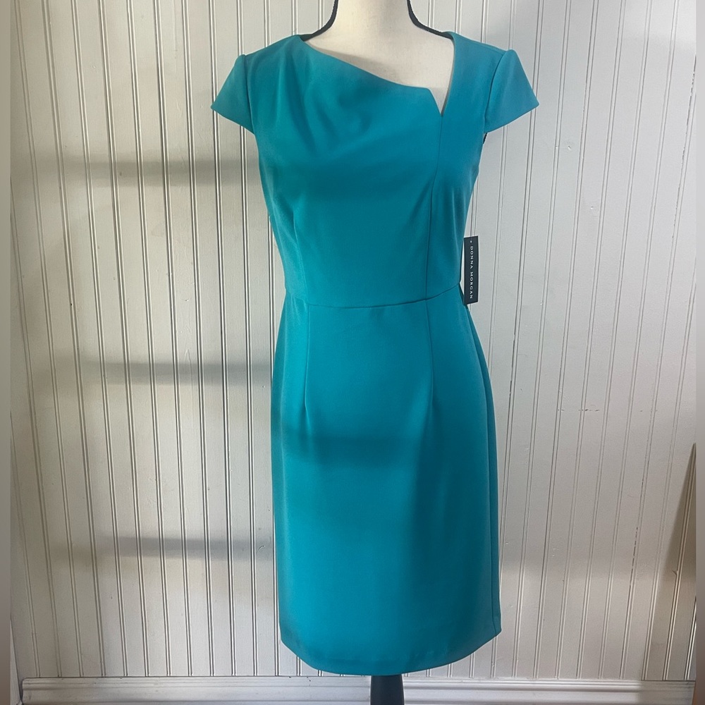 Donna Morgan NWT Teal Asymmetrical Neckline Dress size 6 - Picture 1 of 3